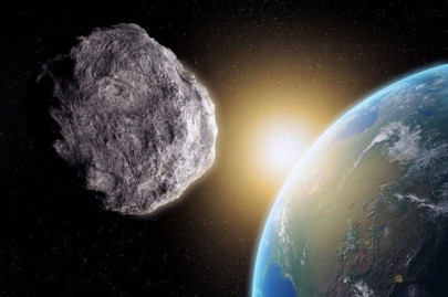 huge asteroid narrowly misses earth
