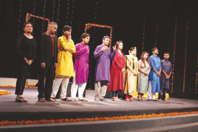 tum kaun walks a fine line