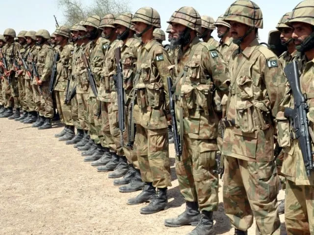 hundreds of armed forces officers and soldiers awarded for distinguished acts of gallantry valour or courage while performing duties photo file hundreds of armed forces officers and soldiers awarded for distinguished acts of gallantry valour or courage while performing duties photo file