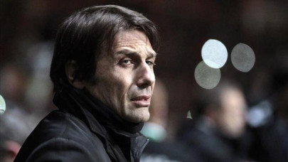 embattled conte wants patience as italy rebuild