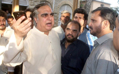 na 246 by election mqm pti faceoff heats up poll battle in karachi na 246 by election mqm pti faceoff heats up poll battle in karachi