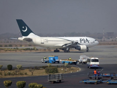 another pia flight to bring stranded pakistanis from yemen