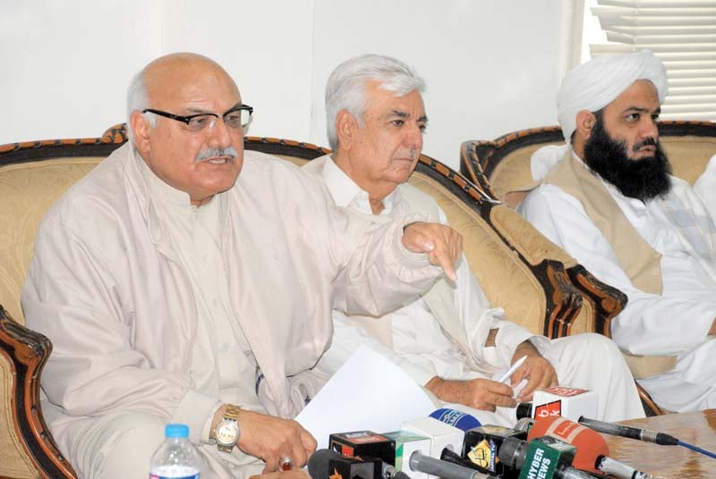 anp leader mian iftikhar hussain addresses news conference at bacha khan chowk photo muhammad iqbal express