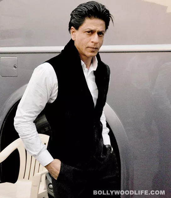 039 fan 039 features khan playing the role of a fan and he has a double role in the film photo bollywoodlife 039 fan 039 features khan playing the role of a fan and he has a double role in the film photo bollywoodlife