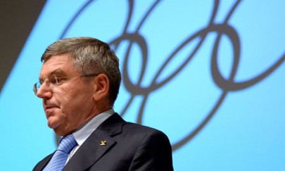 transparency deal ioc chief bach to receive 225 000 a year