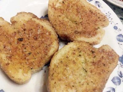 cheesy garlic rusks cheesy garlic rusks