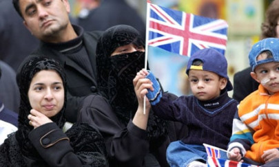 in election campaign british muslims feel the heat