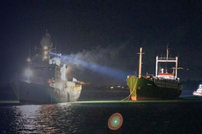 more than 300 migrants including pakistanis rescued off sicily reports