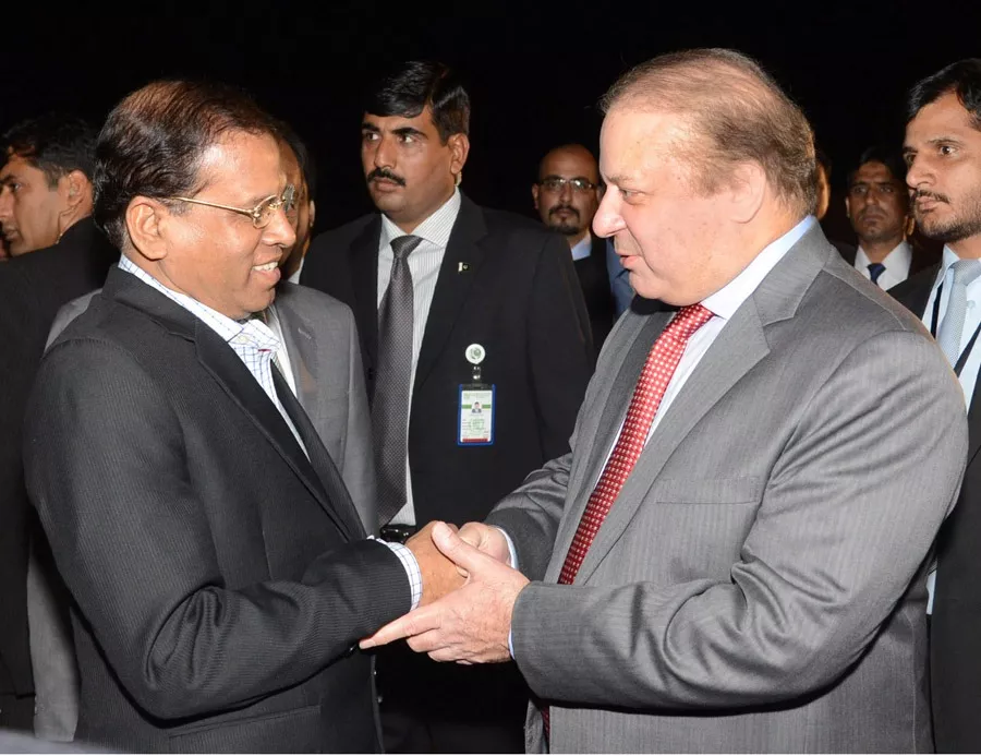 prime minister nawaz sharif receives sri lankan president maithripala srisena in islamabad on sunday april 5 2015 photo pid prime minister nawaz sharif receives sri lankan president maithripala srisena in islamabad on sunday april 5 2015 photo pid