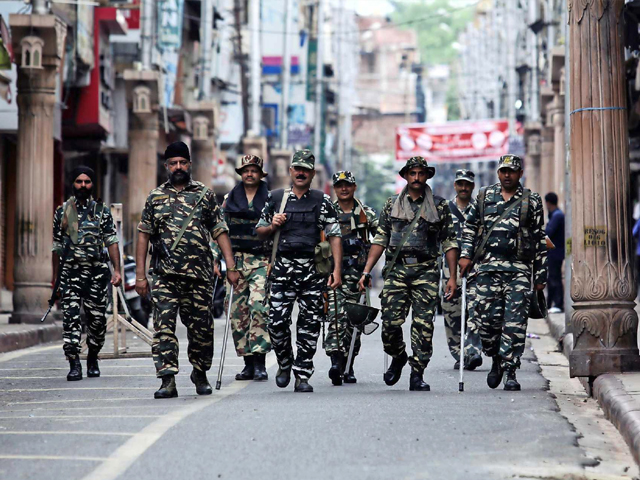 occupied kashmir remained virtually cut off from the outside world for a second day with phone and internet links cut and thousands of troops enforcing a curfew photo afp