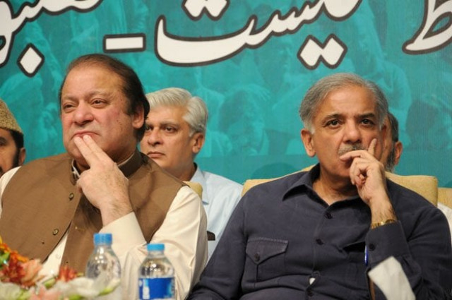 nawaz govt mulling over benefits of aiding saudi offensive in yemen photo tariq hassan nawaz govt mulling over benefits of aiding saudi offensive in yemen photo tariq hassan