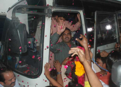 back safe families delighted as relatives return from yemen