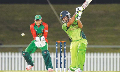 pakistan bangladesh series sohaib maqsood ruled out as training camp begins