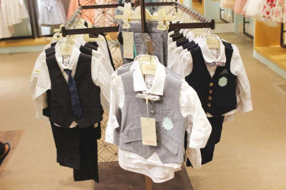 mini fashionistas in the big city