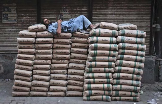 however cement exports plunged by 10 yoy and reached at 5 43 million tons in 9mfy15 from 6 02 million tons in 9mfy14 photo reuters