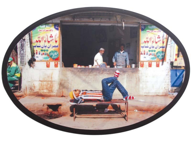 bnu graduate displays photographs videos made during his visits to the walled city bnu graduate displays photographs videos made during his visits to the walled city