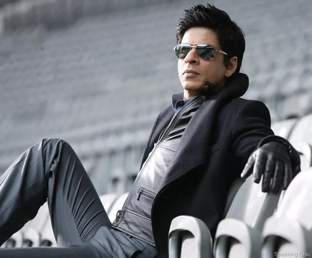 srk will play a double role one of a fan and the other of a superstar photo southasiantimes srk will play a double role one of a fan and the other of a superstar photo southasiantimes