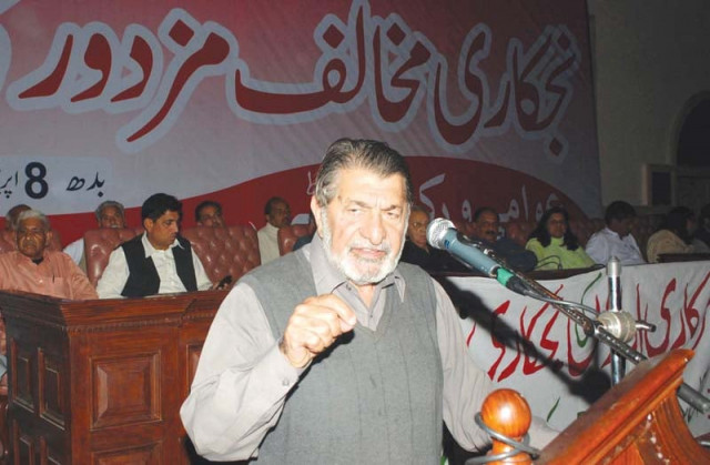 wapda hydroelectric workers union leader khurshid ahmed addressing the conference photo inp wapda hydroelectric workers union leader khurshid ahmed addressing the conference photo inp