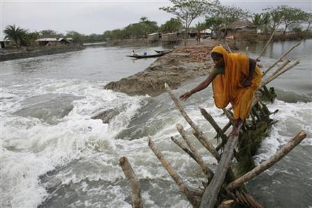 around 18 000 children between the age of five and 17 drown in bangladesh every year photo reuters