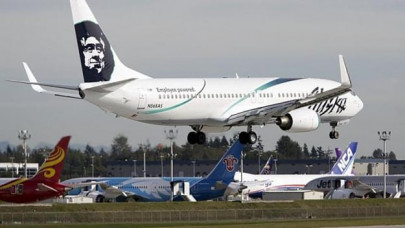 plane leaves seattle with napping airport worker stuck in cargo plane leaves seattle with napping airport worker stuck in cargo