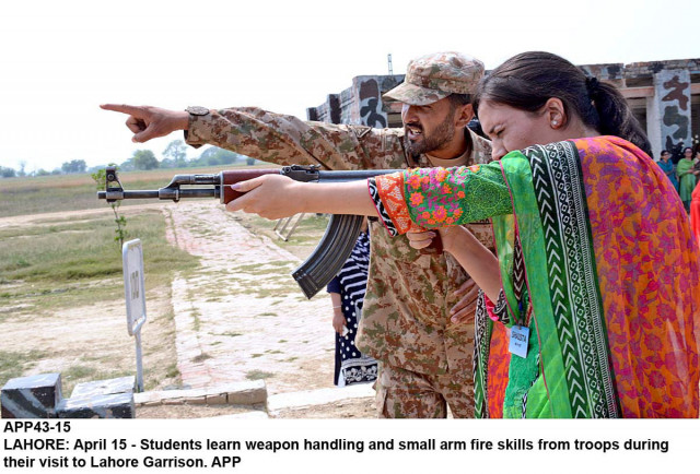 students learn weapon handling and small arm fire skills from troops at the lahore garrison photo app students learn weapon handling and small arm fire skills from troops at the lahore garrison photo app