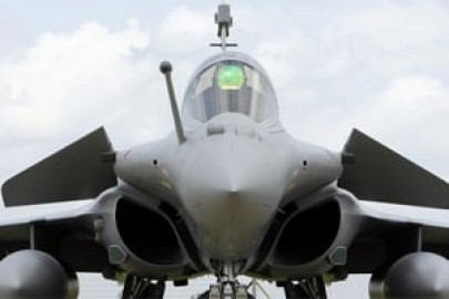 fighter jet makers eye indian riches after scaled back french deal
