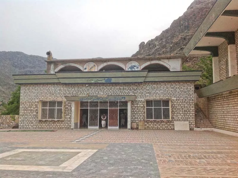 the shrine of haji sahib turangzai in mohmand agency photos mureeb mohmand express the shrine of haji sahib turangzai in mohmand agency photos mureeb mohmand express