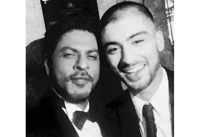 the two take a selfie and srk posts it on twitter for his fans the two take a selfie and srk posts it on twitter for his fans