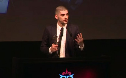 zayn malik pays heartwarming tribute to one direction following exit zayn malik pays heartwarming tribute to one direction following exit