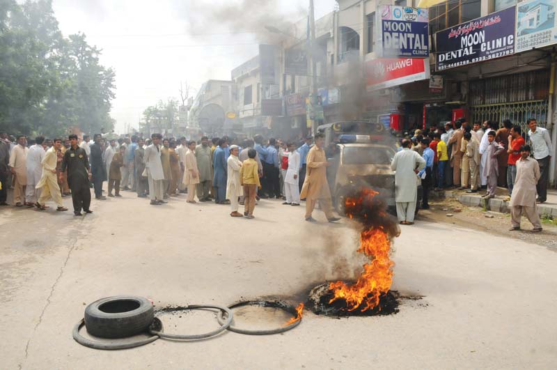 traders protest after the incident photo express