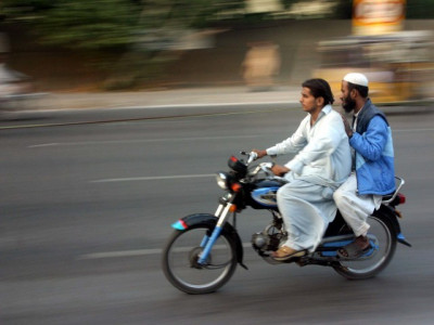 three day ban imposed on pillion riding in karachi three day ban imposed on pillion riding in karachi