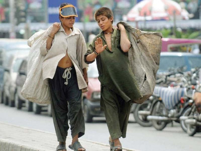 cleaning up karachi brick by brick