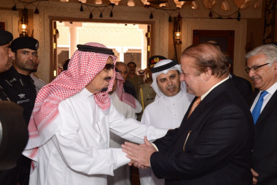 pm nawaz army chief arrive in riyadh pm nawaz army chief arrive in riyadh
