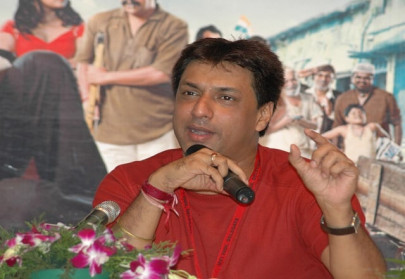 madhur bhandarkar navdeep singh s pakistan visit cancelled due to security concerns