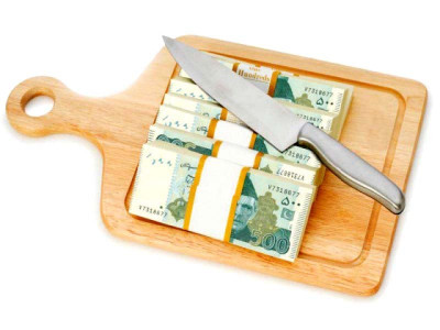 budget deficit govt likely to miss current year s target of rs1 4 trillion