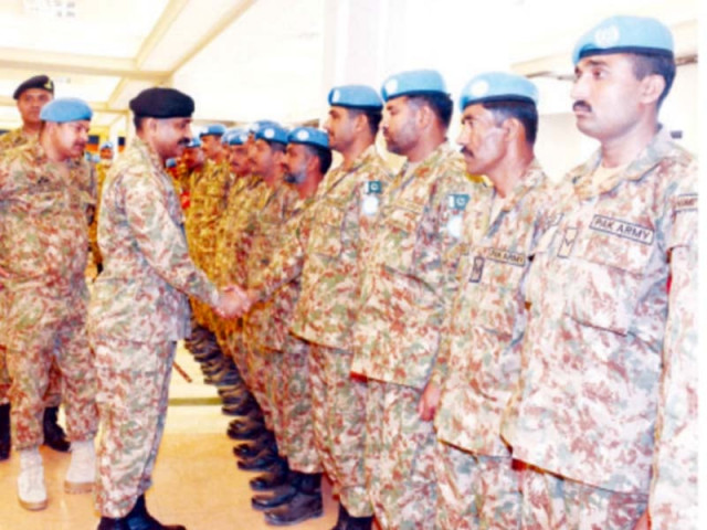 peace keeping troops leave for congo