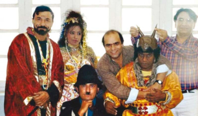 hameed s daughter lalarukh said that ainak wala jin is and will always remain our harry potter photos file hameed s daughter lalarukh said that ainak wala jin is and will always remain our harry potter photos file