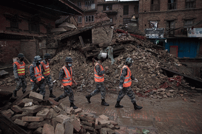 rain hampers nepal rescue teams as death toll exceeds 5 500