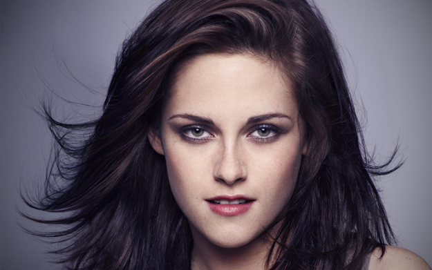 fame is the worst thing in the world especially if it 039 s pointless says kristen photo hellogiggles