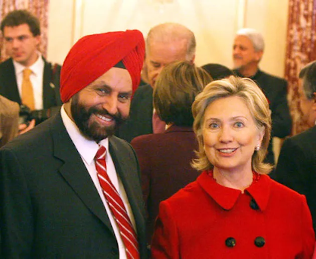 hillary clinton with hotel tycoon and former clinton fundraiser sant singh chatwal photo the washington free beacon hillary clinton with hotel tycoon and former clinton fundraiser sant singh chatwal photo the washington free beacon