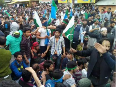 pakistani flags waved at hurriyat rally in indian kashmir