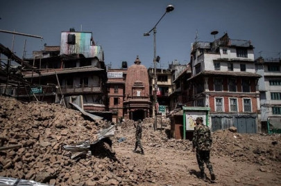 101 year old man pulled alive from nepal quake rubble