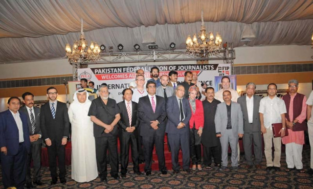 group photo of the delegates of the international media conference photo express group photo of the delegates of the international media conference photo express