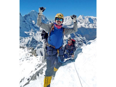 second chances pakistani mountaineer survives nepal earthquake