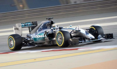 spanish grand prix dominant hamilton seeks fourth win of season