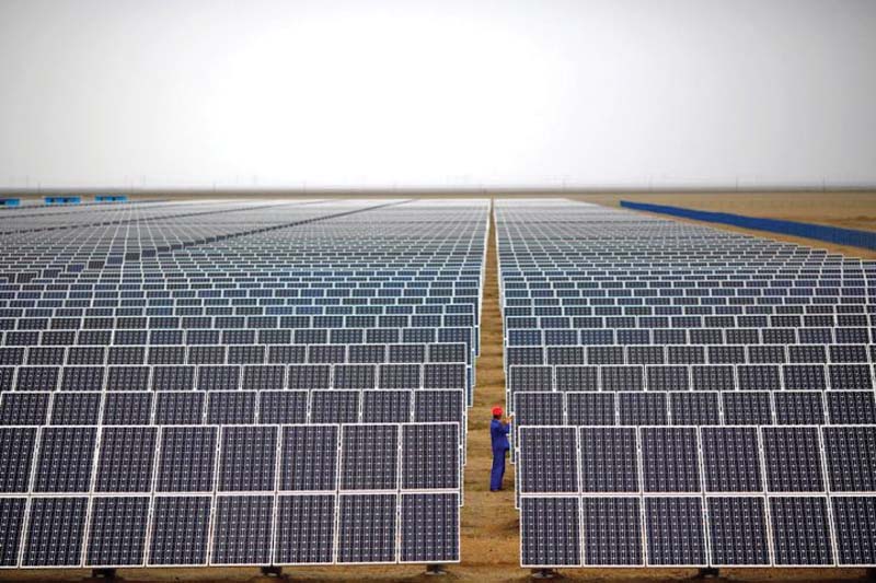 the qauid i azam solar park has been completed at a cost of 131 million in one year photo reuters