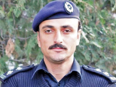 unsung heroes police first to reach mi 17 crash site