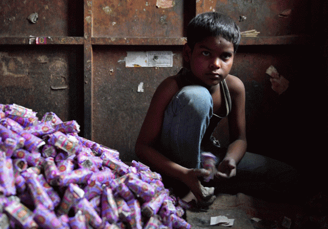 in this photograph taken on april 13 2015 a young indian labourer packs bidi cigarettes into packets at the new sarkar bidi factory in kannauj some 200 km south east of new delhi india 039 s government moved may 13 to toughen child labour laws in a country where millions of youngsters work long hours often in poor conditions but activists slammed the steps as inadequate photo afp in this photograph taken on april 13 2015 a young indian labourer packs bidi cigarettes into packets at the new sarkar bidi factory in kannauj some 200 km south east of new delhi india 039 s government moved may 13 to toughen child labour laws in a country where millions of youngsters work long hours often in poor conditions but activists slammed the steps as inadequate photo afp