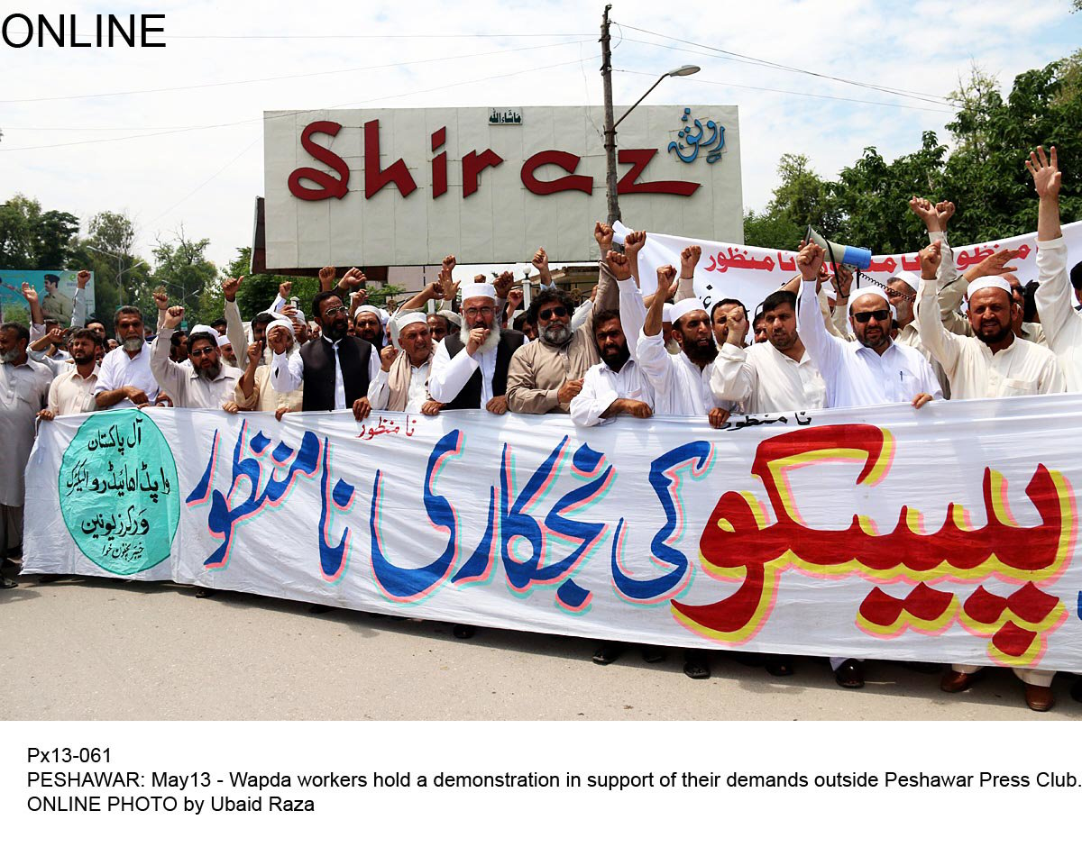 wapda workers protest against the proposed privatisation of pesco in peshawar photo online