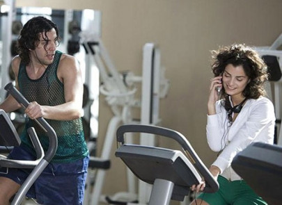 keep smartphone away as you run on treadmill